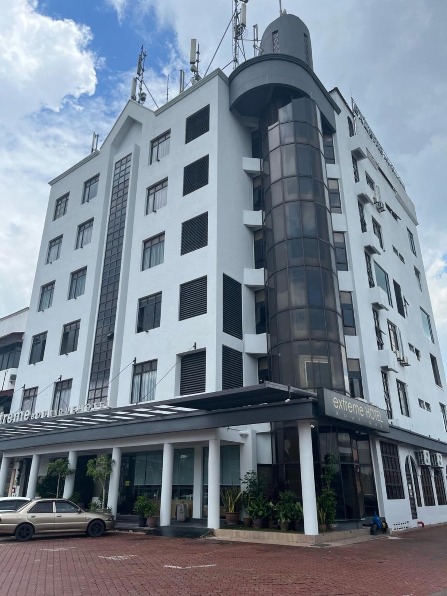 Extreme Boutique Hotel Kluang Exterior photo
