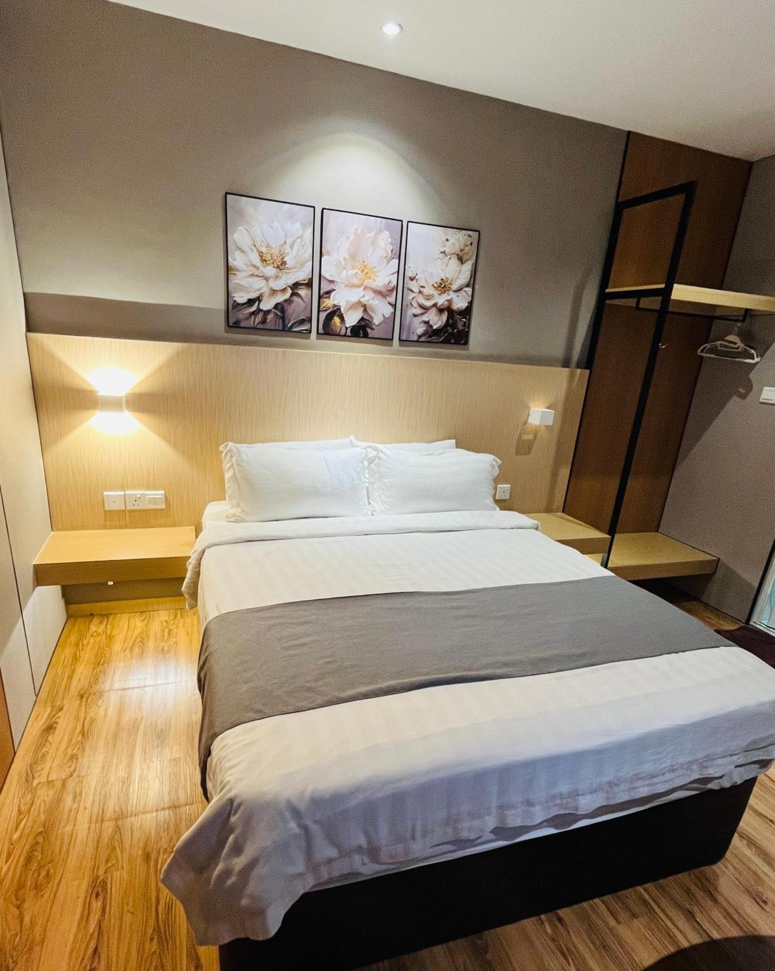 Extreme Boutique Hotel Kluang Exterior photo